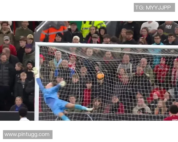 足总杯惊天逆转利物浦4-3战胜国米引发全场狂欢集锦回顾