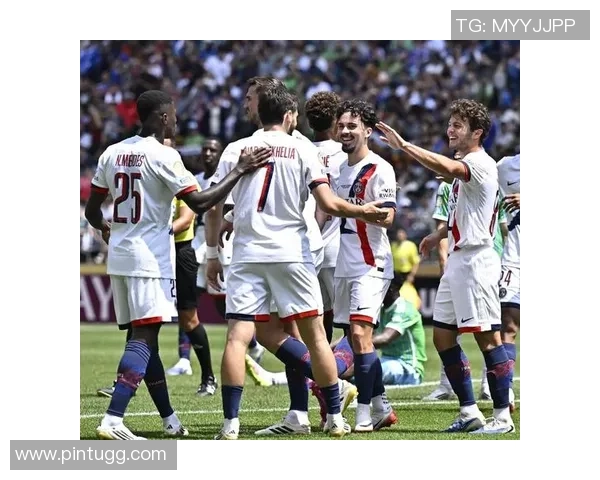 足总杯激战:巴黎圣日耳曼与马竞鏖战至平局补时进球引发全场狂欢 足总杯激战:巴黎圣日耳曼与马竞鏖战至平局补时进球引发全场狂欢