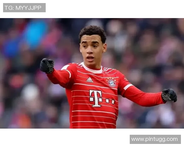 世界杯决赛回顾拜仁绝杀多特蒙德引发全场狂欢与热议