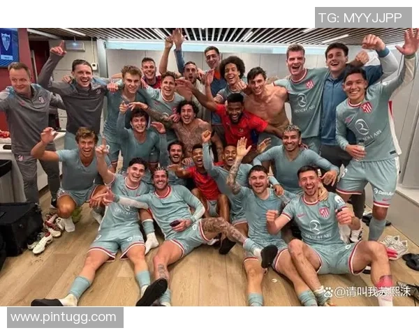 西甲激战巴萨大胜曼城六比二乌龙球成比赛转折点引发热议