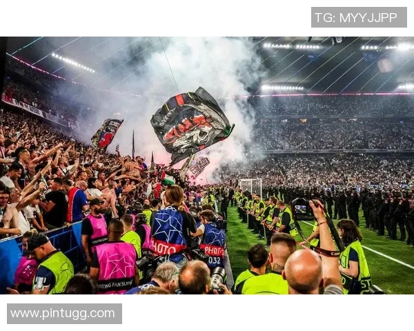 热刺狂胜巴黎圣日耳曼6-2赛场瞬间引发热烈反响与讨论 热刺狂胜巴黎圣日耳曼6-2赛场瞬间引发热烈反响与讨论